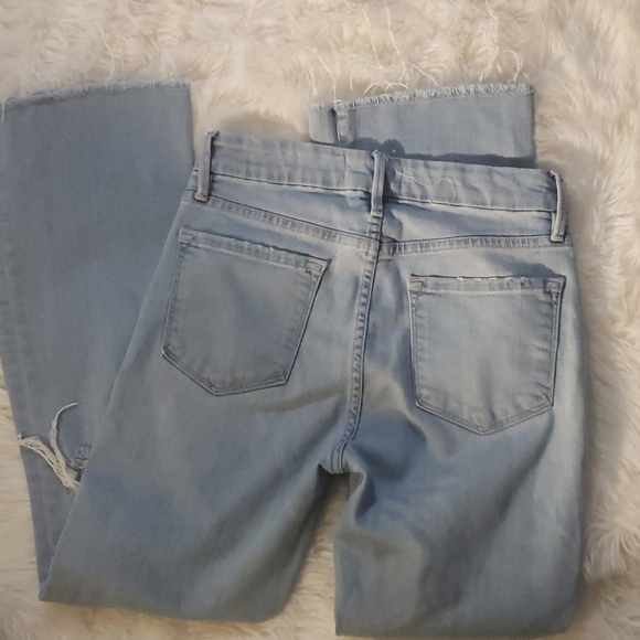 FRAME DISTRESSED CROPPED JEANS - Picture 9 of 10